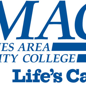 Logo for Partnership for a Healthier America (PHA) partner Des Moines Area Community College. 