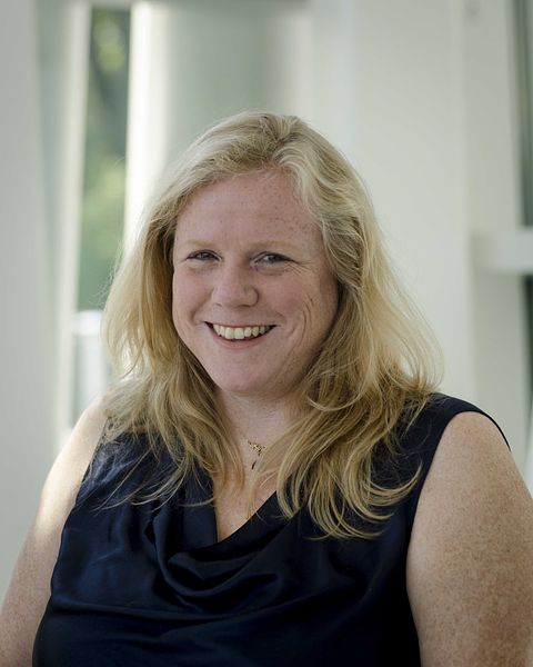 Dr. Diane Harris, is a speaker at Partnership for a Healthier America's 2017 Building a Healthier Future Summit. 