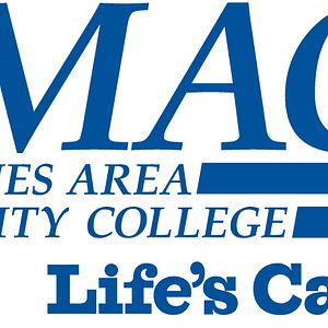 Logo for Partnership for a Healthier America (PHA) partner Des Moines Area Community College. 