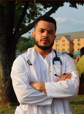 Richard Carr, a nursing student at Oakwood University, serves as a Student Health Ambassador to help the college reach its goal of becoming the healthiest campus in America by 2020. He assists with Oakwood's efforts to complete its commitment with PHA as a Healthier Campus Initiative partner. 