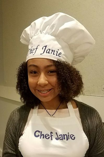 Janie Wilson, seventh grade student and Grand Prize winner in the Uncle Ben’s Ben’s Beginners cooking contest, is a speaker at Partnership for a Healthier America's 2017 Building a Healthier Future Summit. 